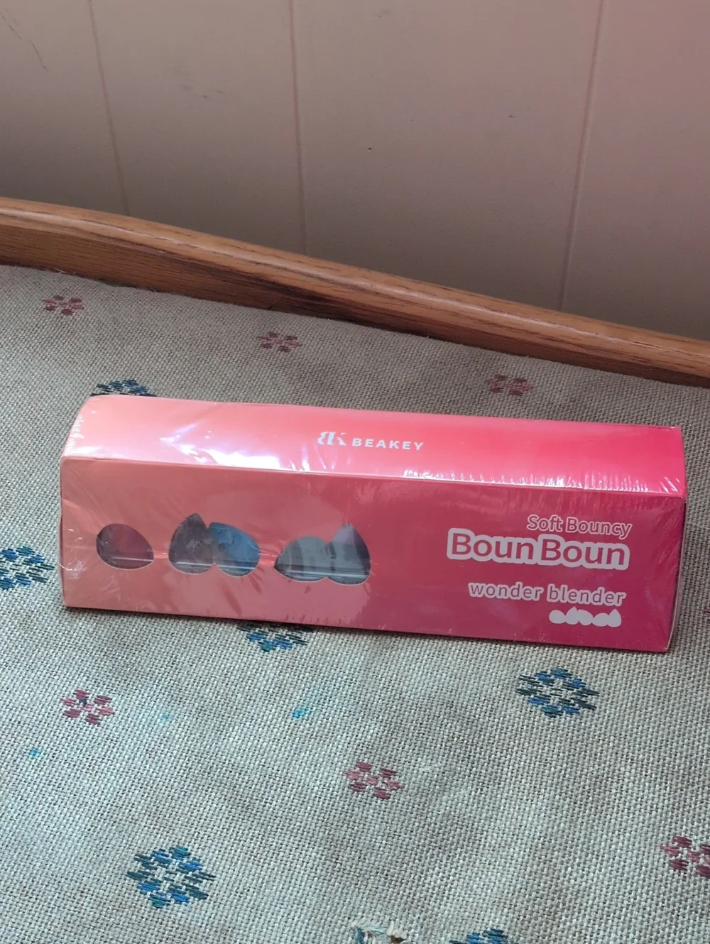 BounBoun Soft Bouncy Wonder Blender Makeup Sponge - Pink